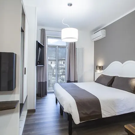 Отель Ristorante Eurossola 3*