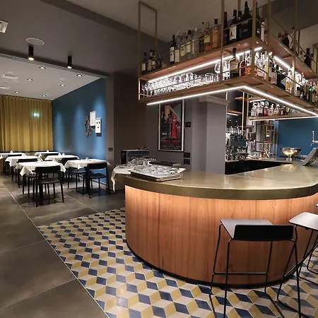 Отель Ristorante Eurossola Домодоссола